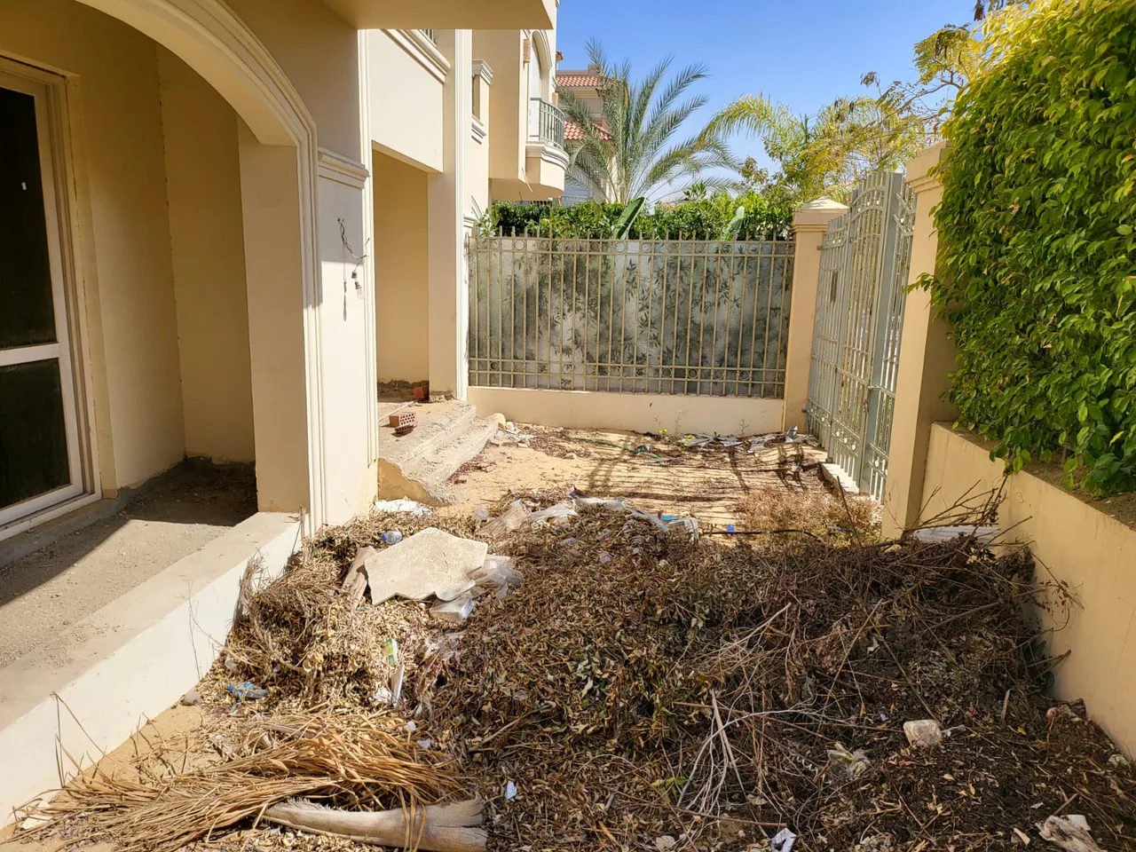 توين هاوس 4 غرف في الباتيو 5 إيست من لافيستا للتطوير العقاري للبيع في مدينة الشروق | Forsa Property توين هاوس 4 غرف في الباتيو 5 إيست من لافيستا للتطوير العقاري للبيع في مدينة الشروق | Forsa Property
