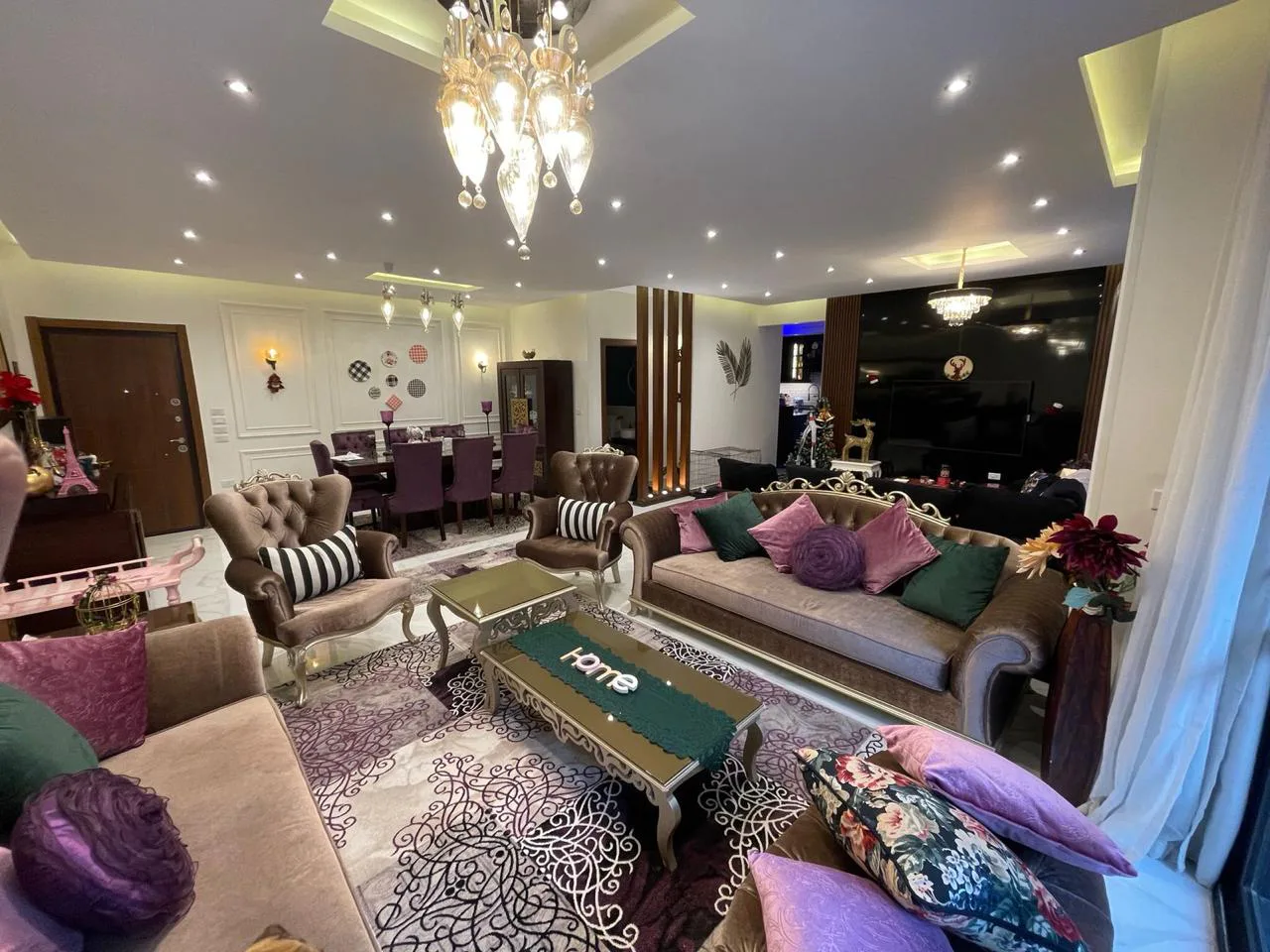 شقة 4 غرف مع حديقة في الباتيو كازا من لافيستا للتطوير العقاري للبيع في مدينة الشروق | Forsa Property شقة 4 غرف مع حديقة في الباتيو كازا من لافيستا للتطوير العقاري للبيع في مدينة الشروق | Forsa Property