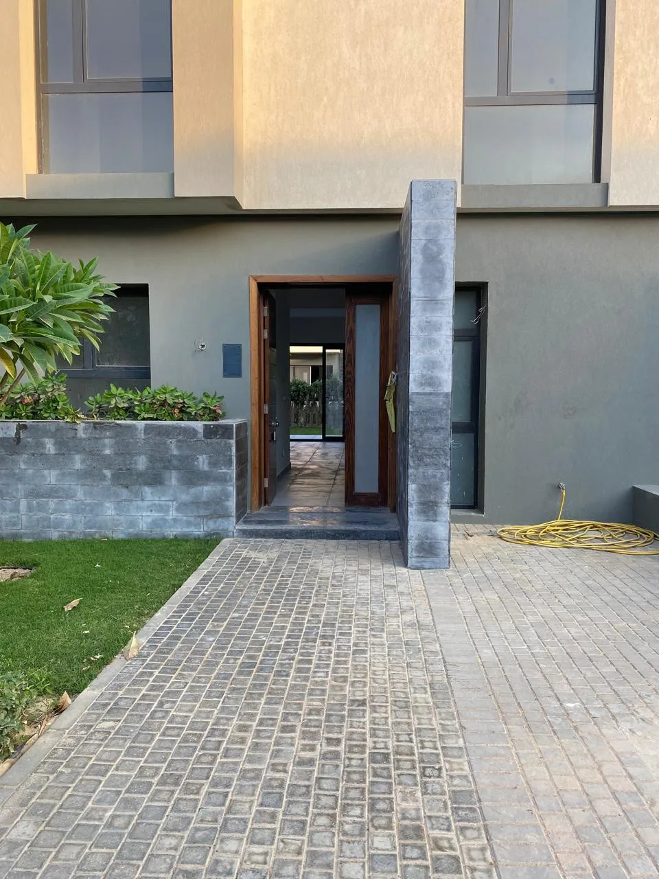 تاون هاوس 3 غرف مع حديقة في البروج من امكان مصر للتطوير العقاري للبيع في مدينة الشروق | Forsa Property