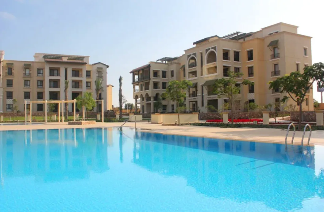 شاليه غرفتين في مراسي من اعمار مصر للبيع في سيدي عبد الرحمن، الساحل الشمالي | Forsa Property