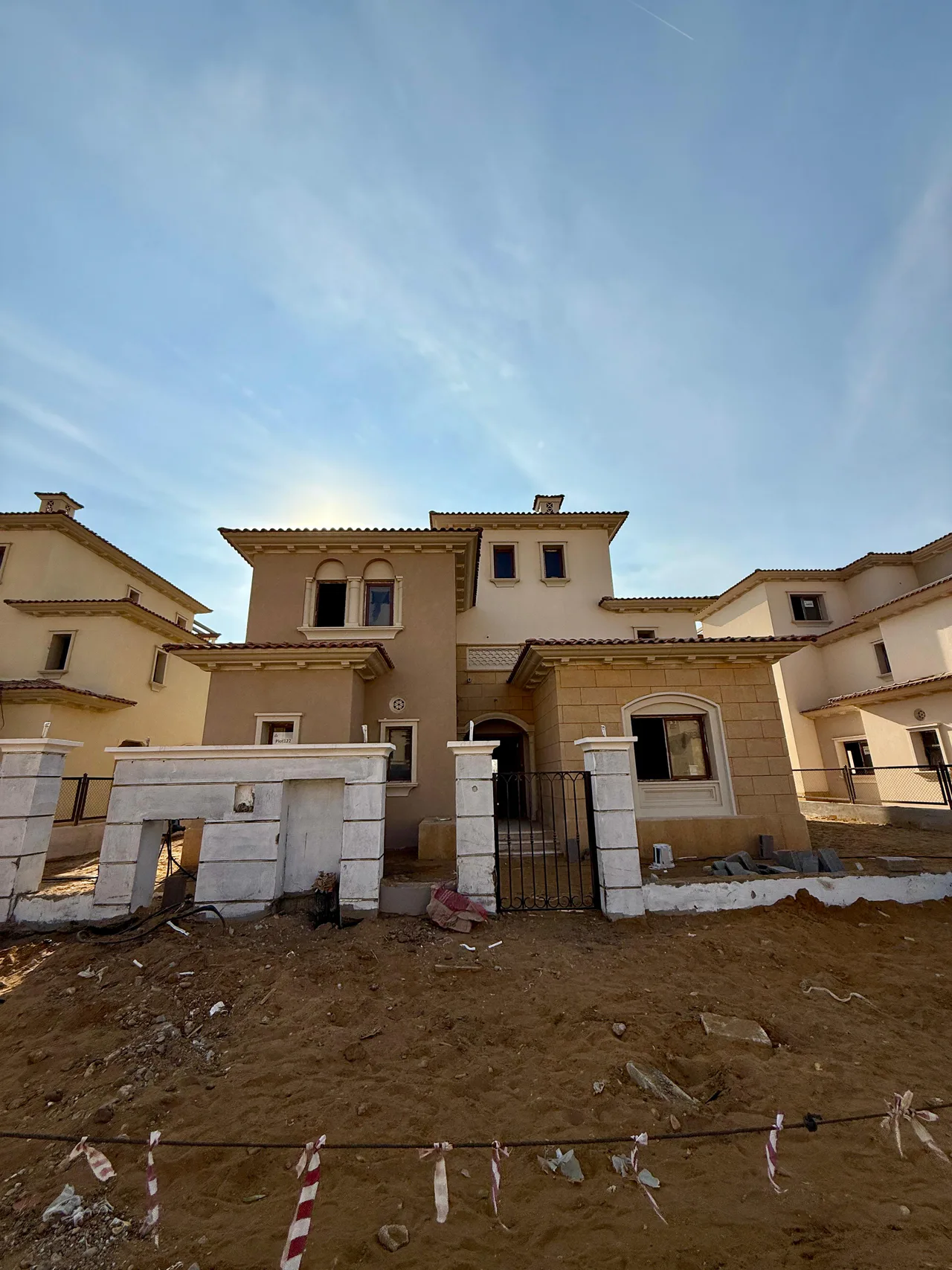 فيلا 4 غرف في سيتي جيت من الديار القطرية مصر للبيع في مدينة القاهرة الجديدة | Forsa Property
