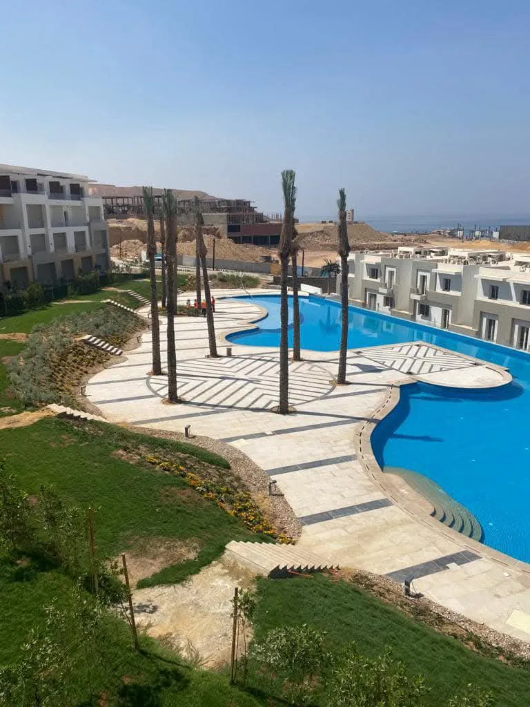 شاليه غرفتين مع حديقة في ذا جروف من  دي ام للتطوير العقاري للبيع في العين السخنة | Forsa Property