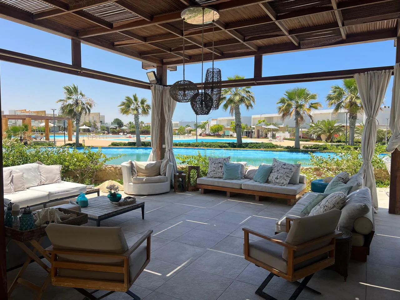 فيلا 6 غرف في سيشيل سيدي عبد الرحمن من جي للتطوير العقاري للبيع في الساحل الشمالي | Forsa Property