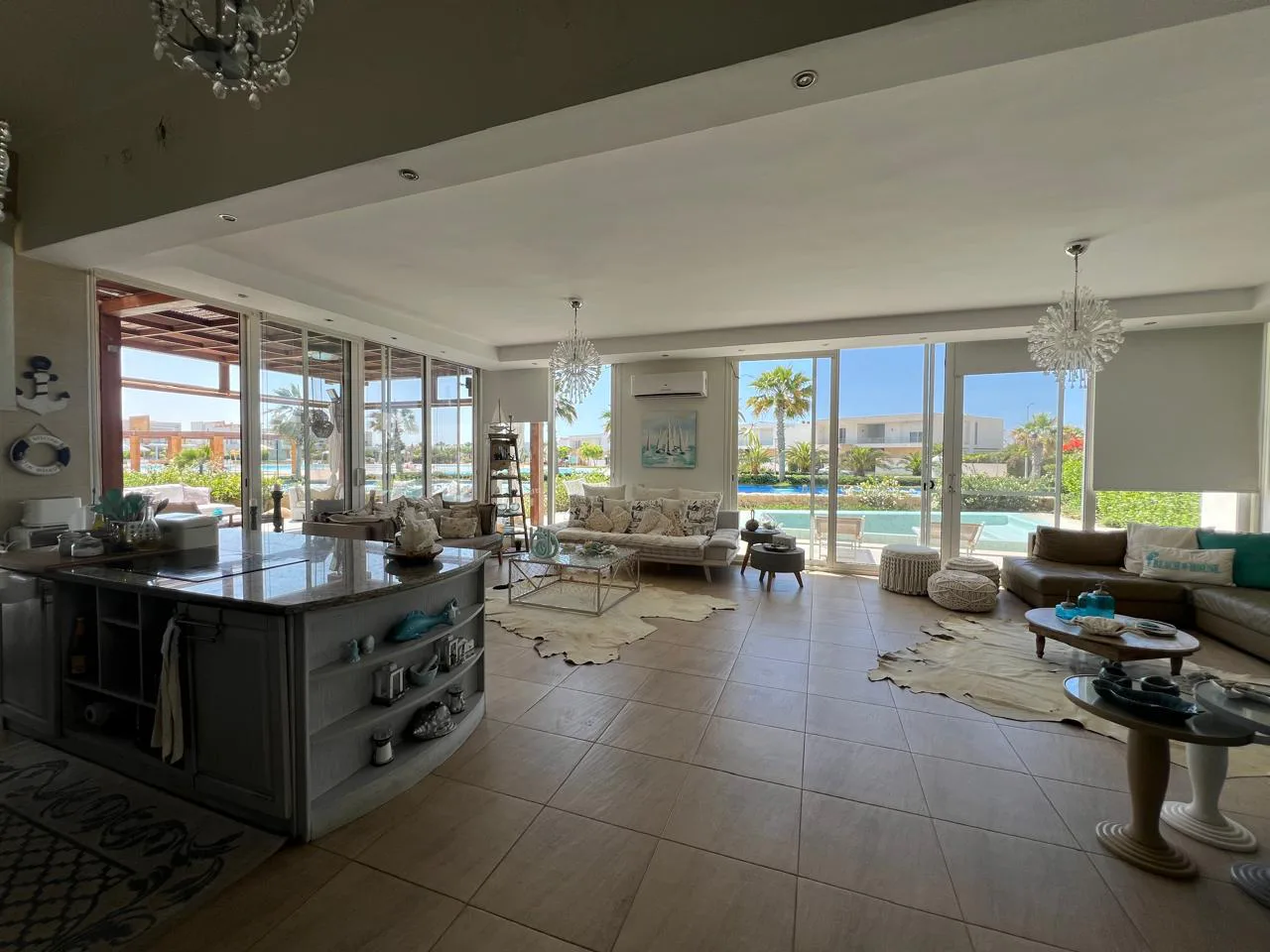 فيلا 6 غرف في سيشيل سيدي عبد الرحمن من جي للتطوير العقاري للبيع في الساحل الشمالي | Forsa Property