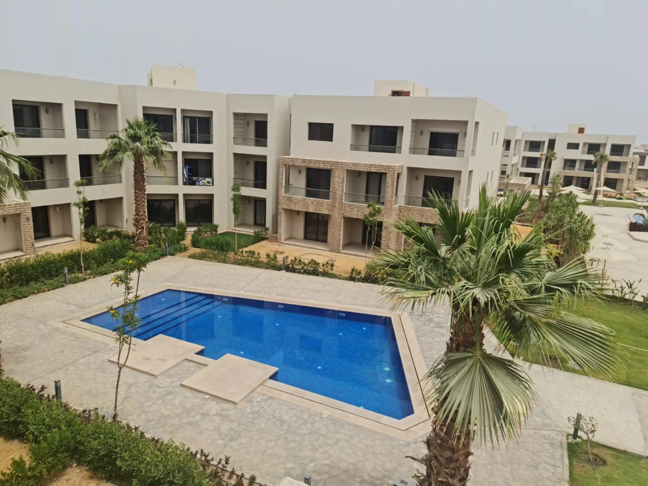 شاليه غرفتين مع حديقة في أزها من مدار للتطوير العقاري للبيع في العين السخنة | Forsa Property