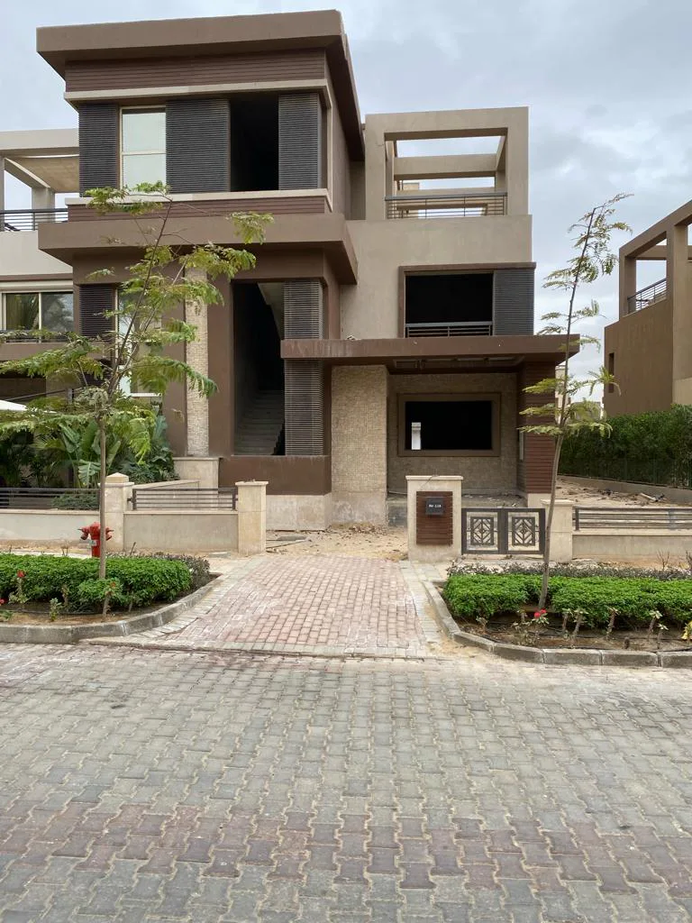 توين هاوس 3 غرف في نيو جيزة من جي للتطوير العقاري للبيع في مدينة السادس من أكتوبر | Forsa Property