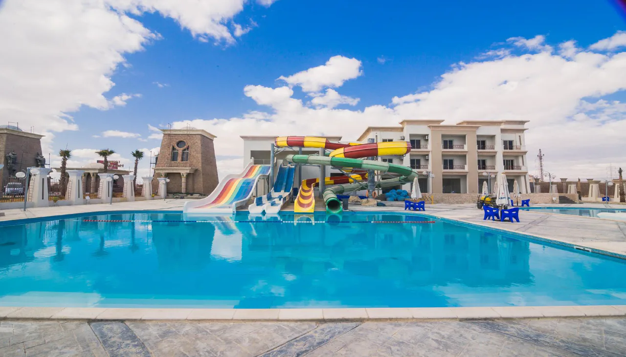 شاليه غرفتين في ميني ايجيبت من لا سيرنا جروب للبيع في العين السخنة | Forsa Property